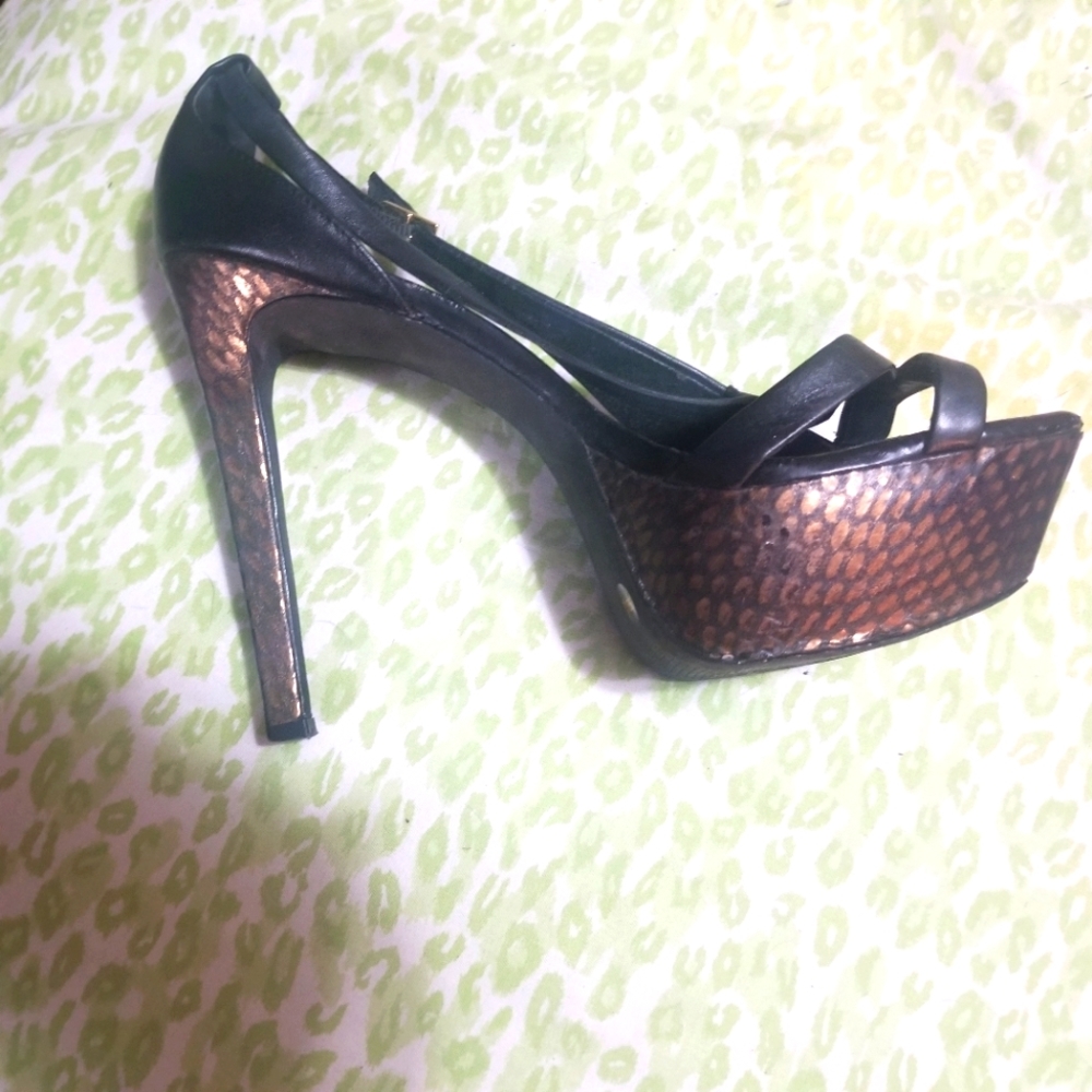 Size 9 Black Jessica Simpson stilettos with gold heels